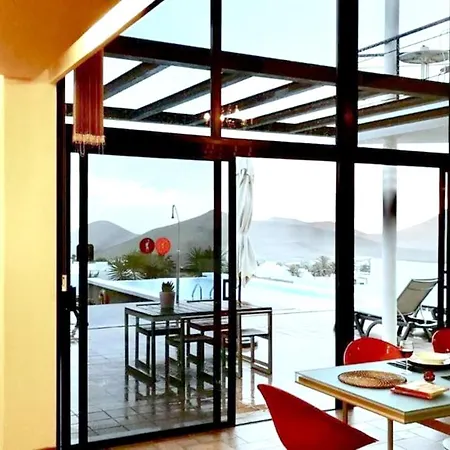 3 Bedrooms Villa With Sea View Private Pool And Jacuzzi At Nazaret Willa