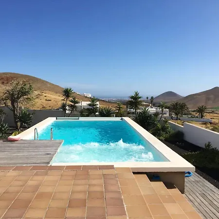 Willa 3 Bedrooms Villa With Sea View Private Pool And Jacuzzi At Nazaret Nazaret