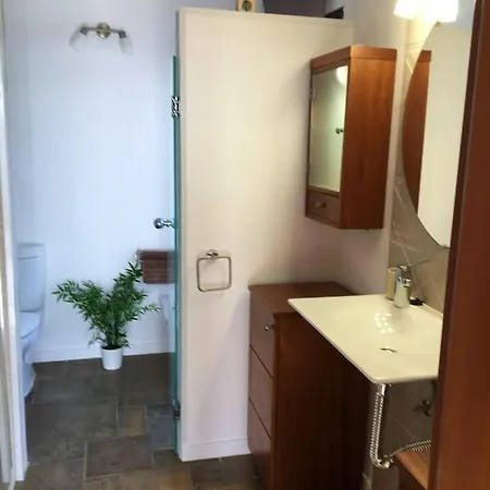 3 Bedrooms Villa With Sea View Private Pool And Jacuzzi At Nazaret