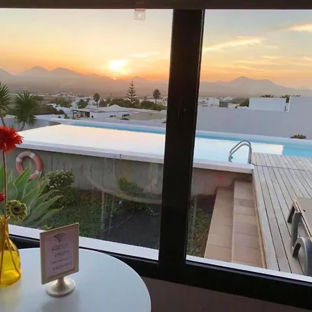 3 Bedrooms Villa With Sea View Private Pool And Jacuzzi At Nazaret Villa *